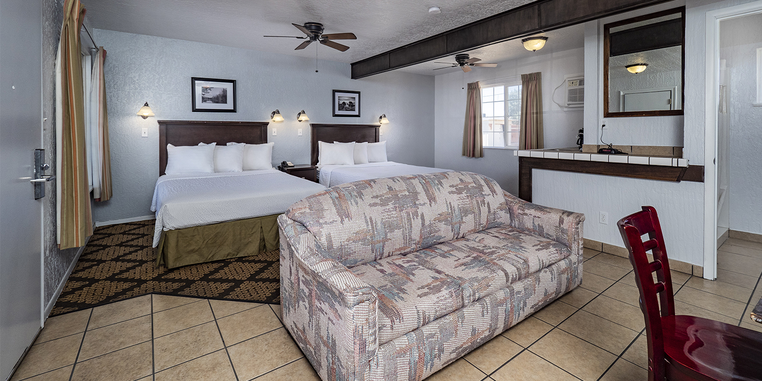 OUR WILLIAMS, CA HOTEL OFFERS WELL-APPOINTED SUITES